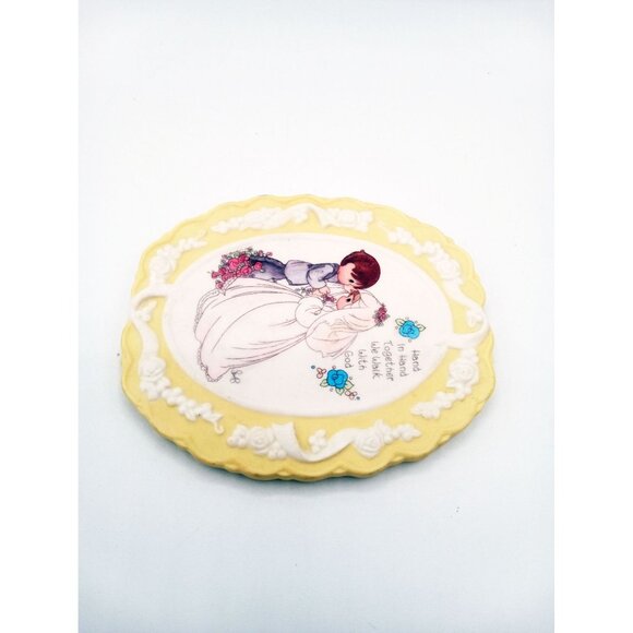 Vintage Precious Moments Ceramic Wall Plaque Hand In Hand Together We Walk God - Picture 4 of 12